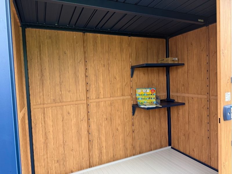 ヨド物置 KOTO OKI ムラサキスポーツ コラボ アウトドア収納 木製調 内観