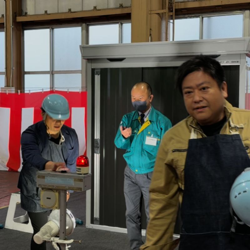 タイムアタック形式でイナバ物置を組み立て、タイムを止めるボタンを押した瞬間