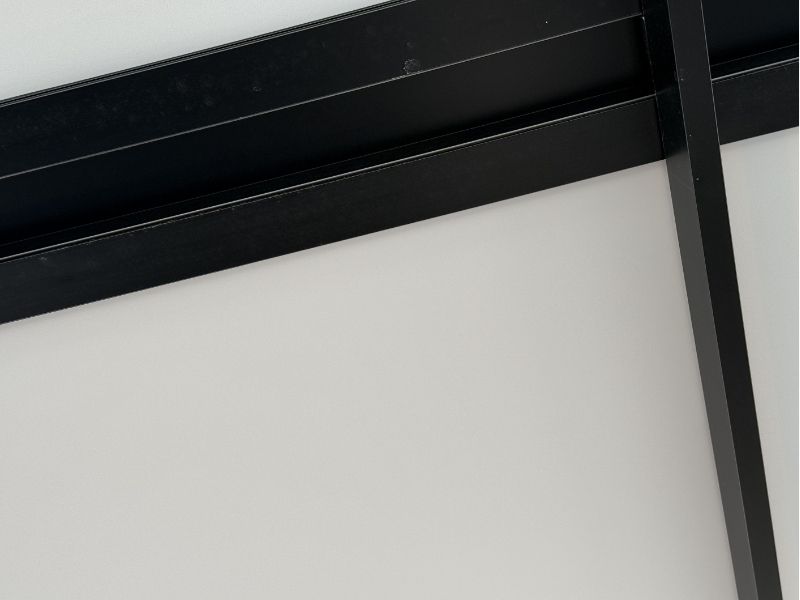 三協アルミ シルバーポリカ 質感 接写 マット仕上げ