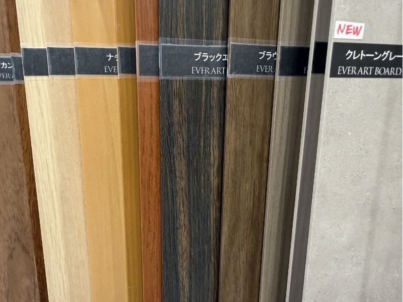 エバーアートボードのカラーバリエーション（一部）